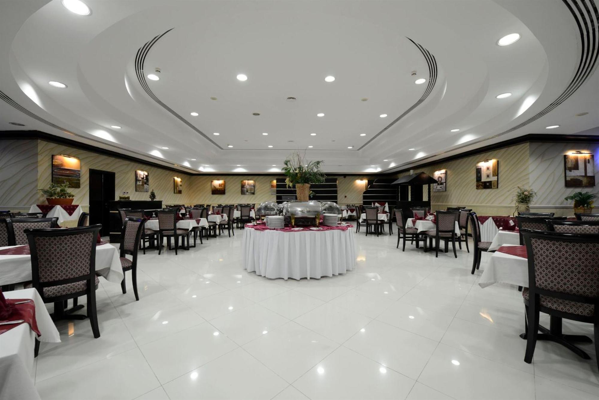 Royal Beach Hotel & Resort Dibba Exterior photo