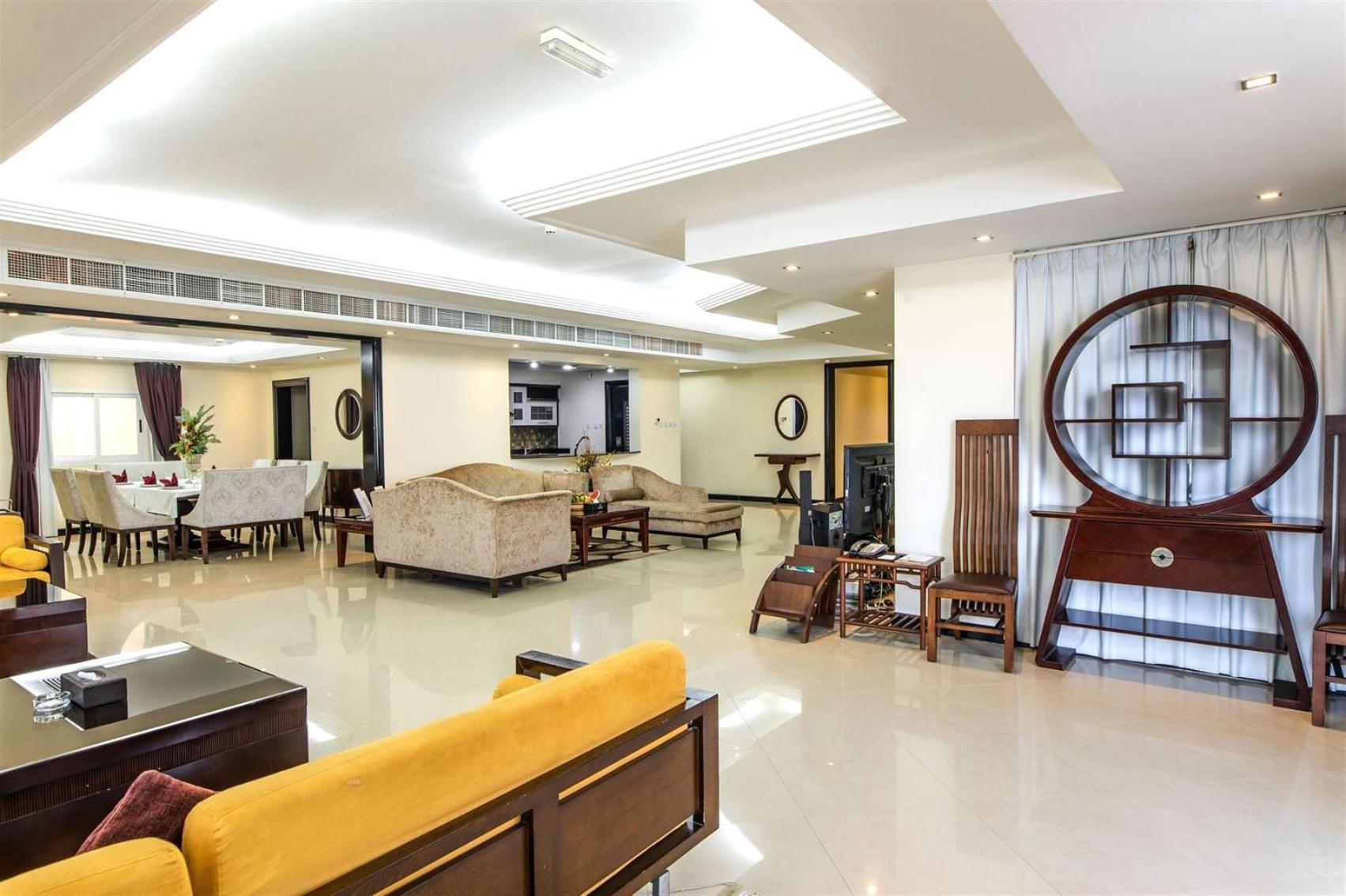 Royal Beach Hotel & Resort Dibba Exterior photo