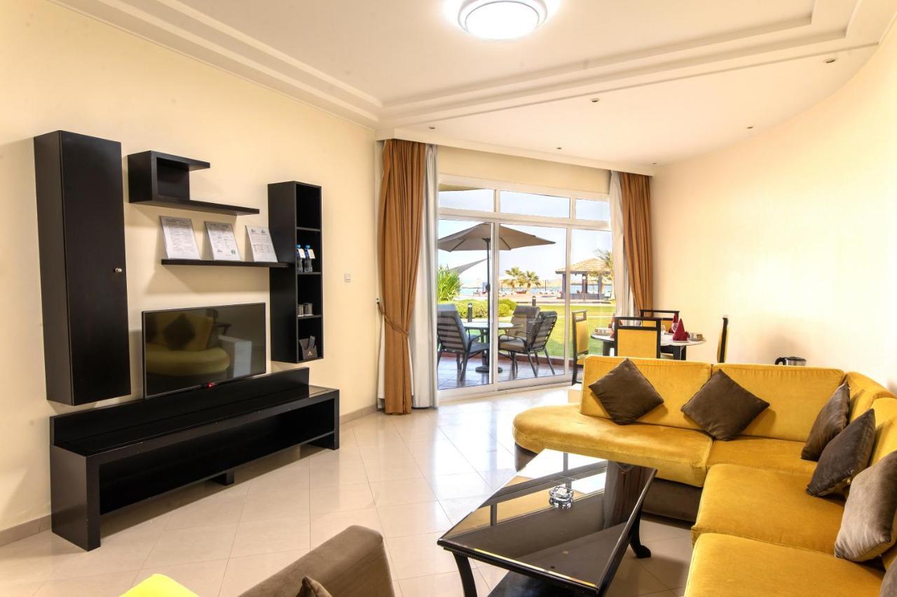 Royal Beach Hotel & Resort Dibba Exterior photo